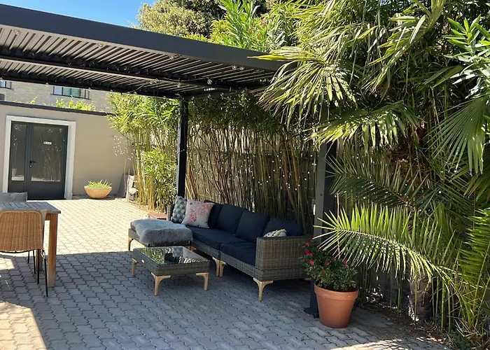 Julia\'S Garden